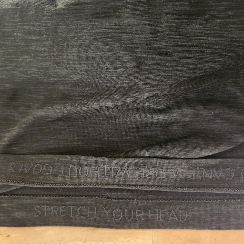 Lululemon Metal Vent Tech 1/2 Zip - Picture 5 of 6